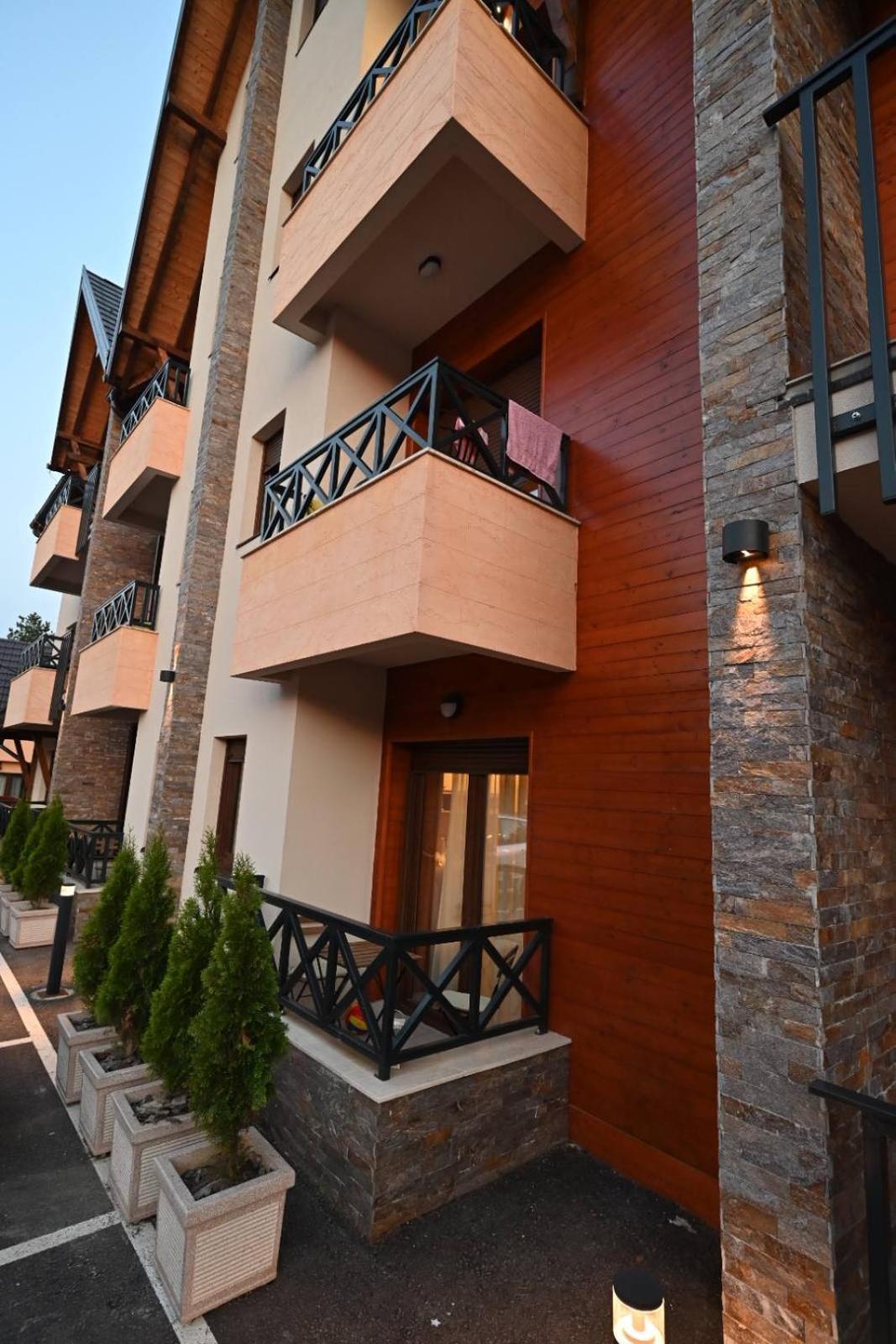 Mb Apartman Tara カルゲスケ・バレ エクステリア 写真